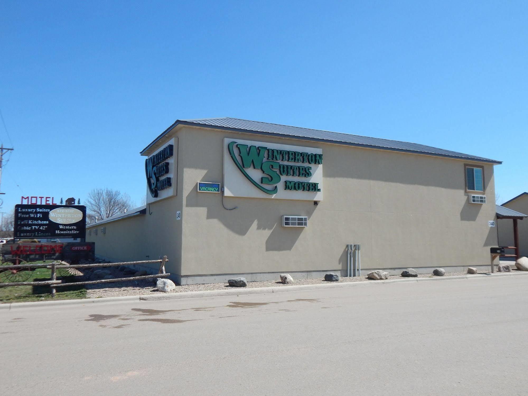Winterton Suites Williston Eksteriør bilde